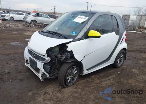 2014 Smart Fortwo Passion from USA, damaged, VIN WMEEJ3BA3EK741458